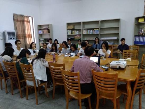 十九大座談會(huì)3